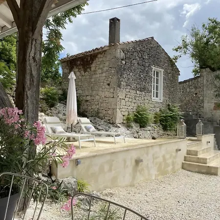 Haute Casussine فيلة